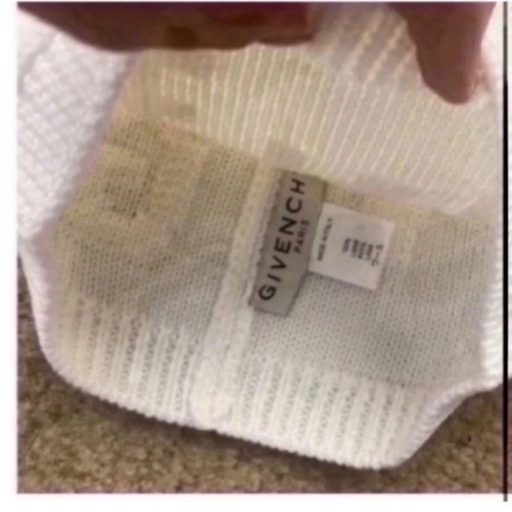 Givenchy Ivory White Knit Beanie Hat - Picture 5 of 8